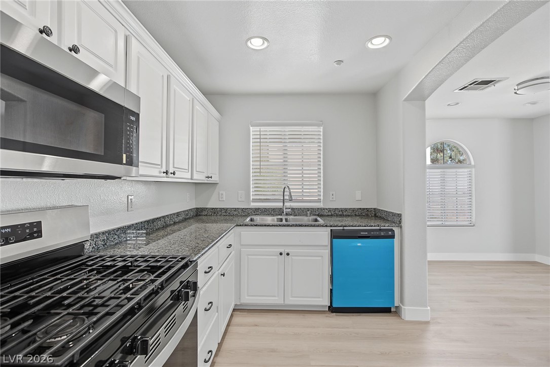 4798 Hampstead Heath Court Property Photo 3