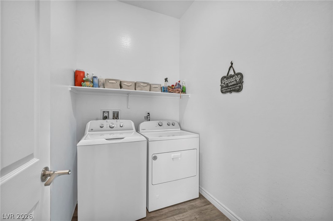 208 Bennett Pointe Avenue Property Photo 29