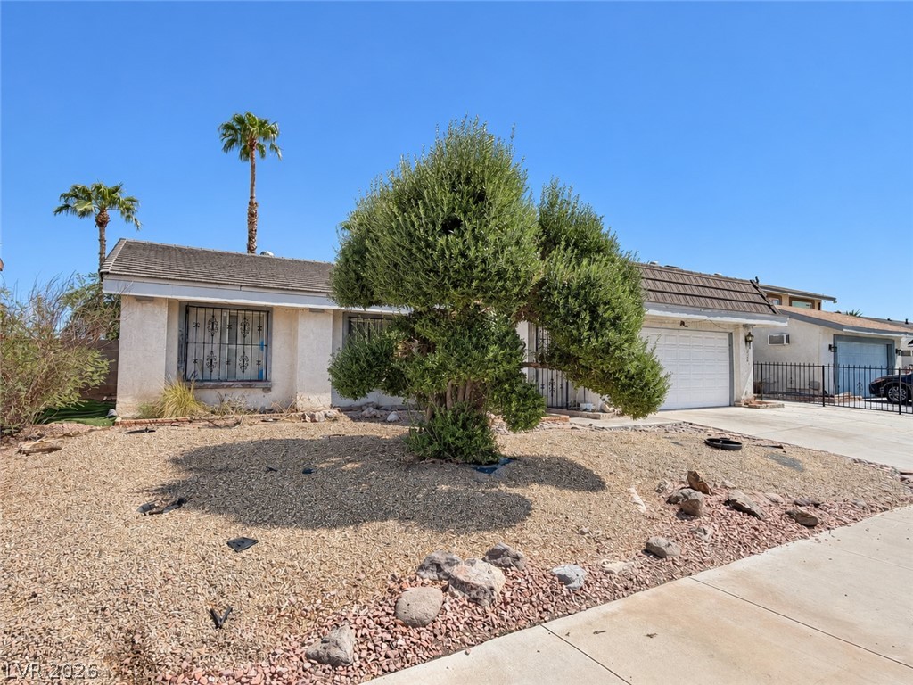 5022 Long View Drive Property Photo 3