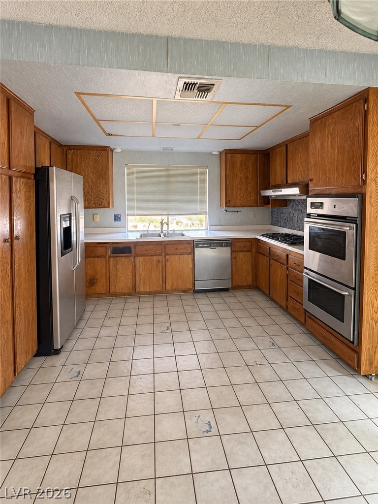 5022 Long View Drive Property Photo 9