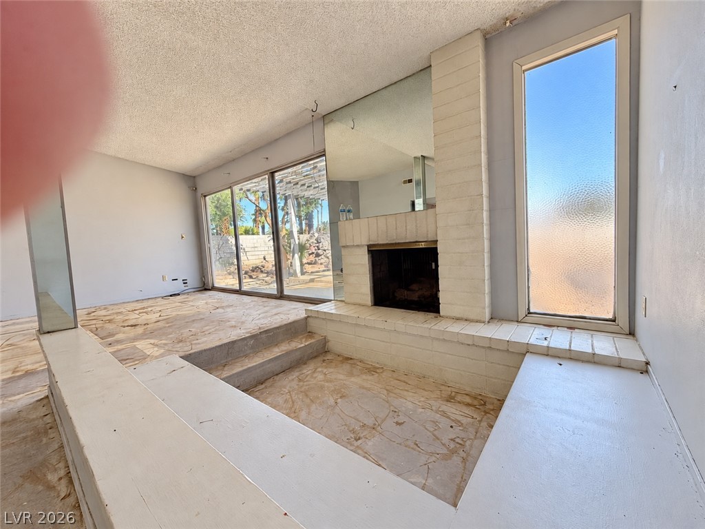 5022 Long View Drive Property Photo 15