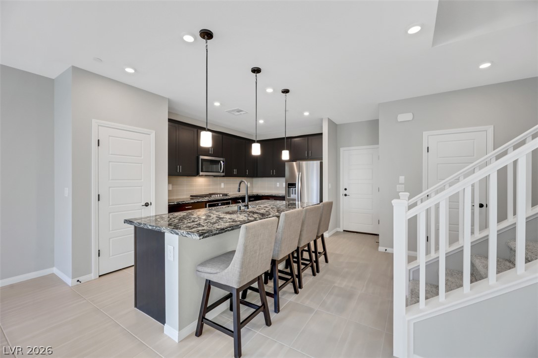 863 Greenspire Property Photo 3