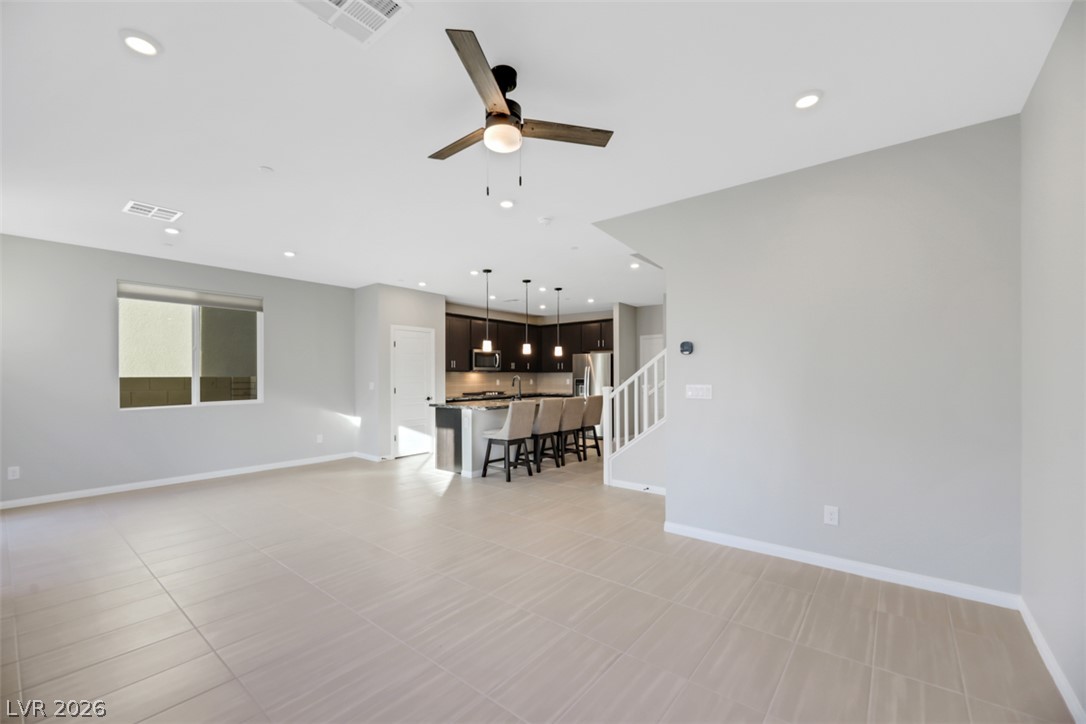 863 Greenspire Property Photo 14