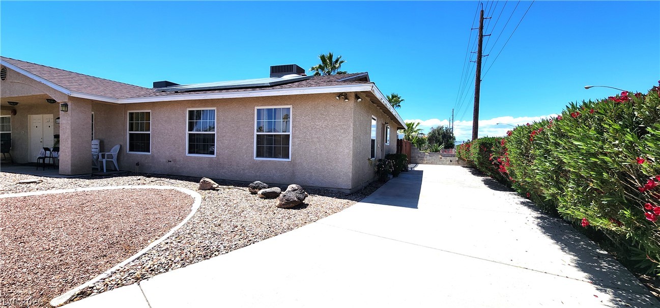 4119 Meadowglen Circle Property Photo 7