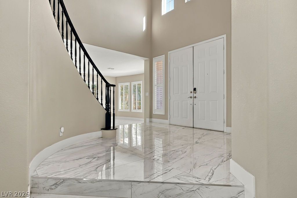 2466 Ram Crossing Way Property Photo 5