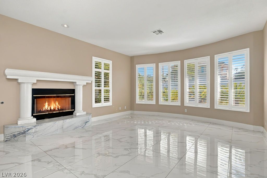 2466 Ram Crossing Way Property Photo 6