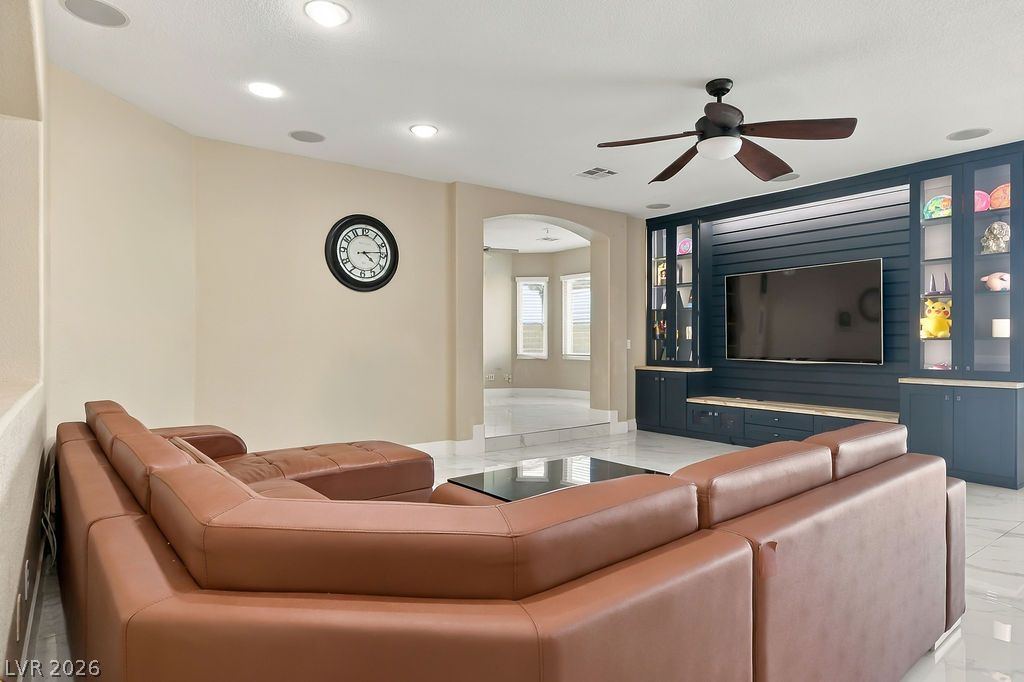 2466 Ram Crossing Way Property Photo 14