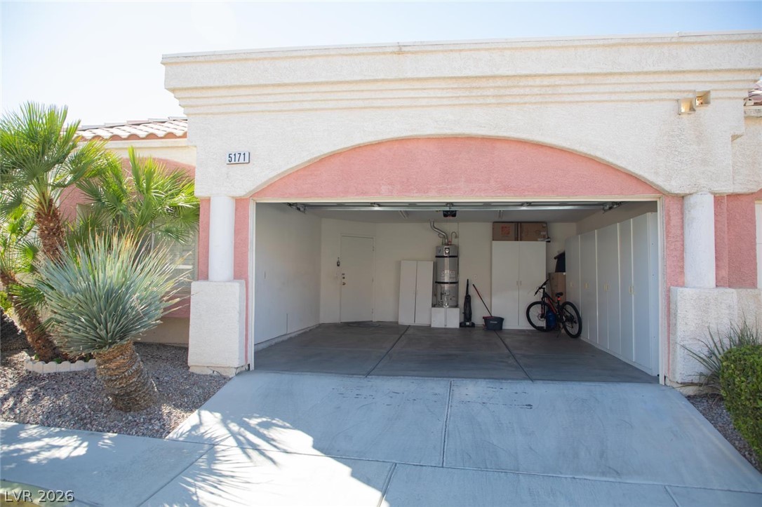 5171 Briar Patch Way Property Photo 1
