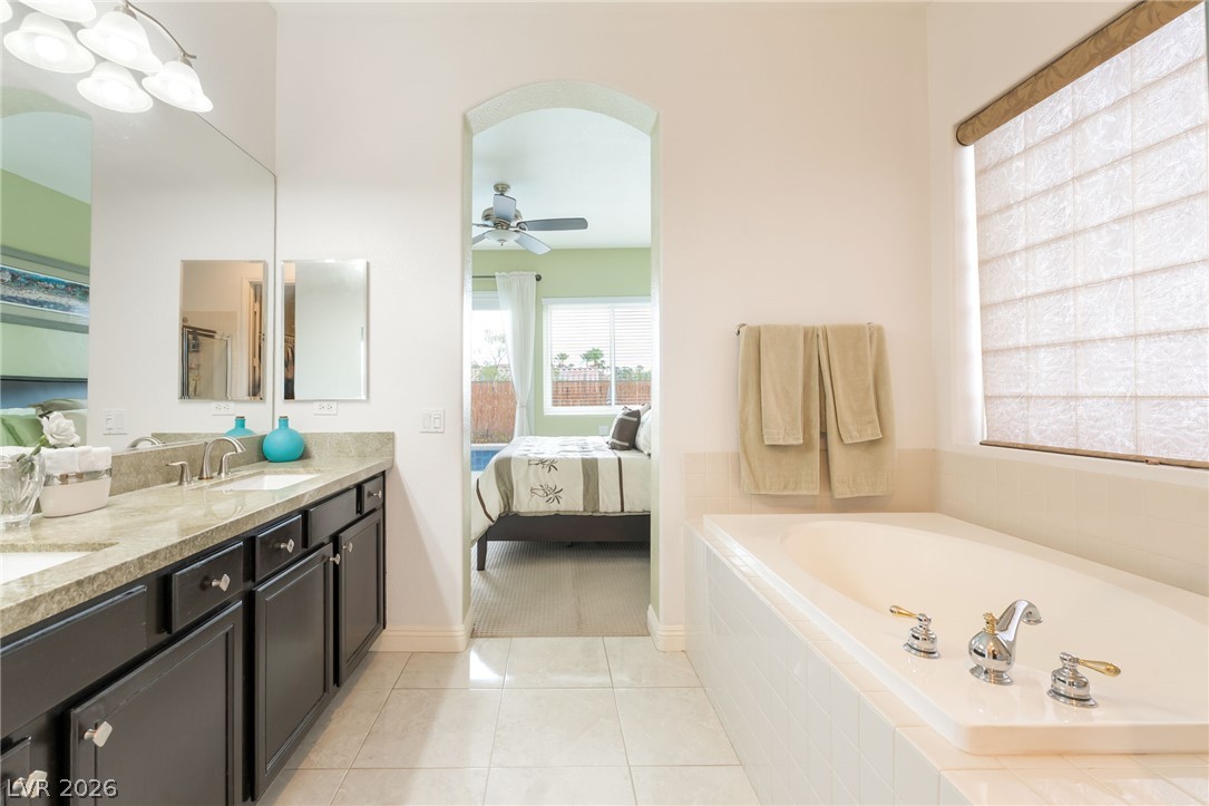 3033 Via Meridiana Property Photo 23