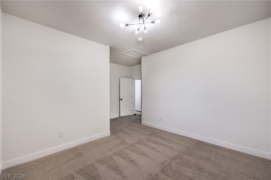 1001 Washington Oaks Street Property Photo 24