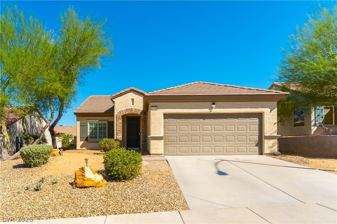 2142 Alyssa Jade Drive Property Photo 3