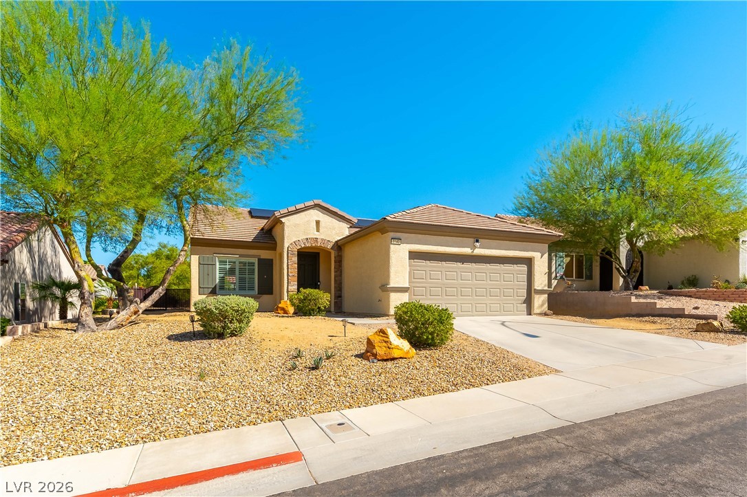 2142 Alyssa Jade Drive Property Photo 4