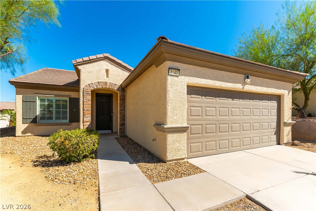 2142 Alyssa Jade Drive Property Photo 6