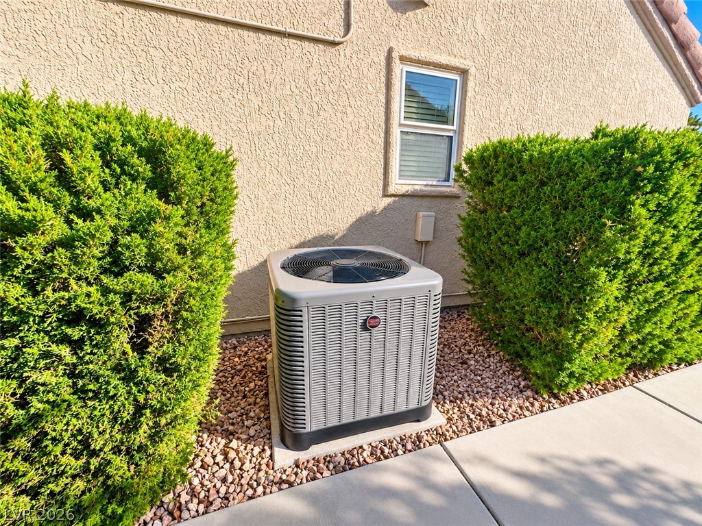 8613 Villa Ridge Drive Property Photo 19