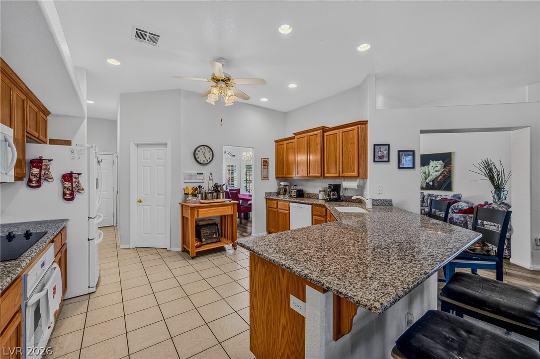 2421 South Yakima Avenue Property Photo 10