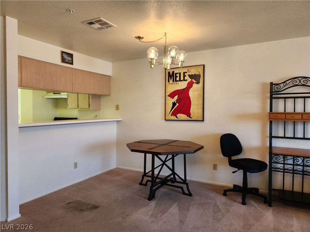 2016 Mesquite Lane 303 Property Photo 4