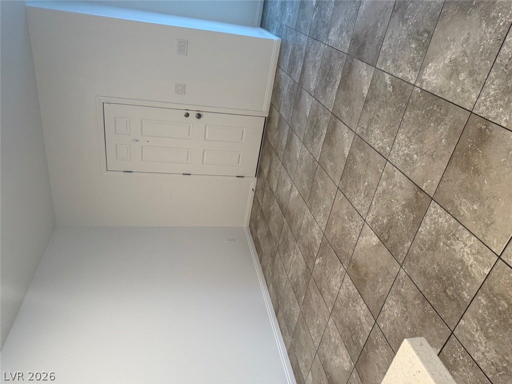 1186 Gypsum Hills Court Property Photo 2