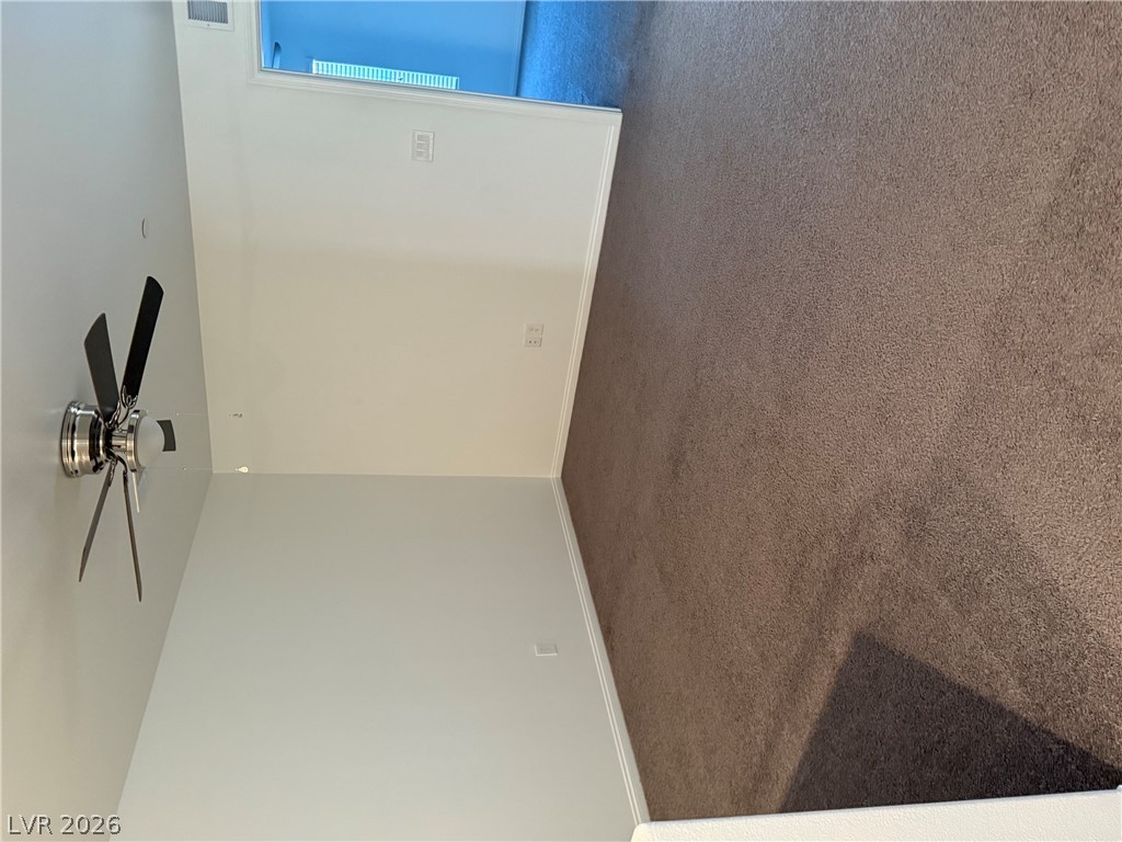 1186 Gypsum Hills Court Property Photo 8