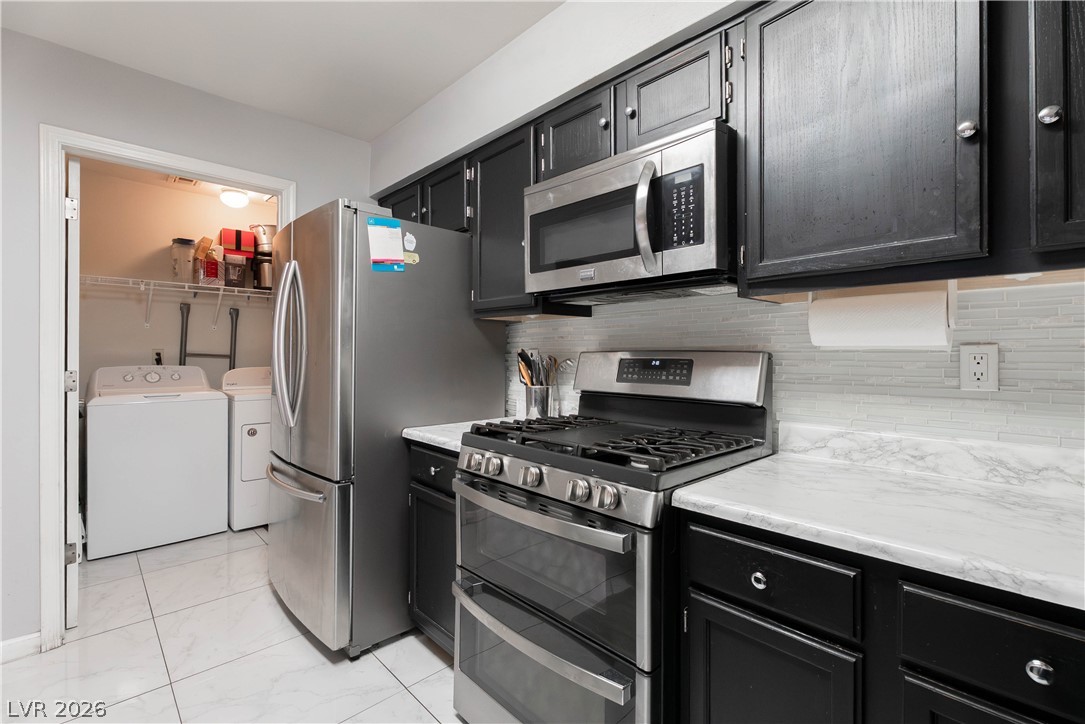2036 Bavington Drive C Property Photo 12