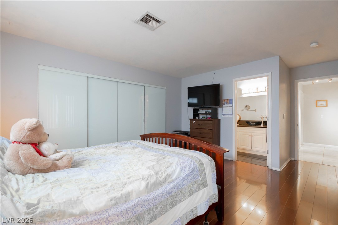 2036 Bavington Drive C Property Photo 16
