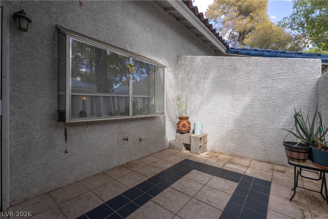 2036 Bavington Drive C Property Photo 27