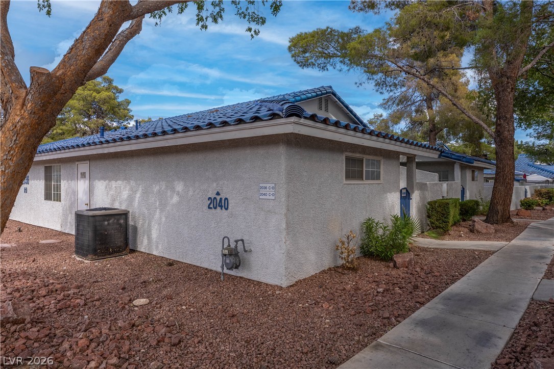 2036 Bavington Drive C Property Photo 35