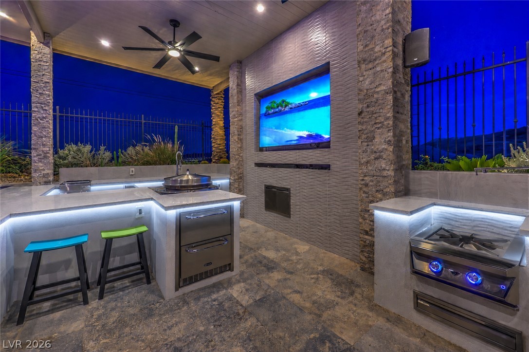 11288 Rebel Dome Court Property Photo 6