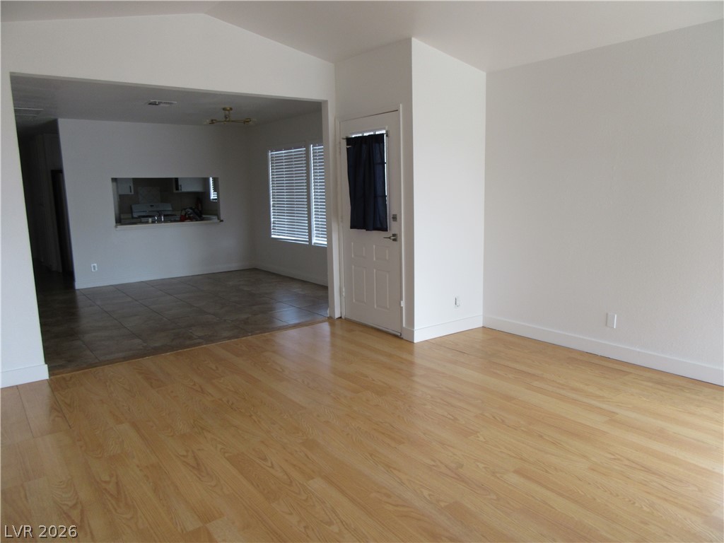 4406 Hawthorne Way Property Photo 6