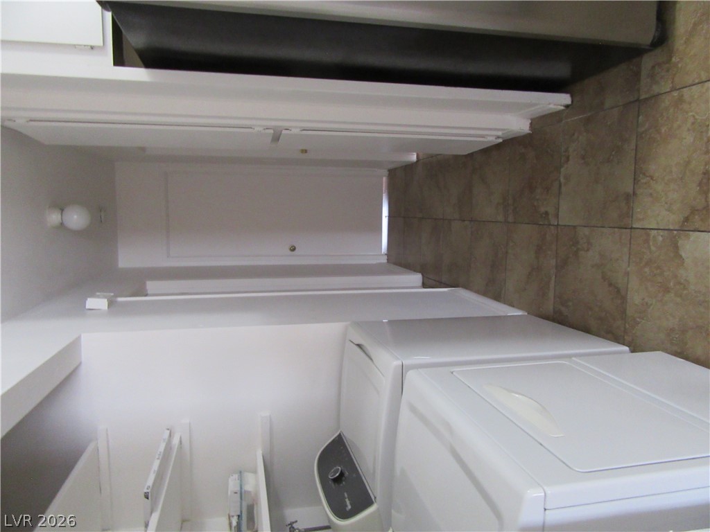 4406 Hawthorne Way Property Photo 12