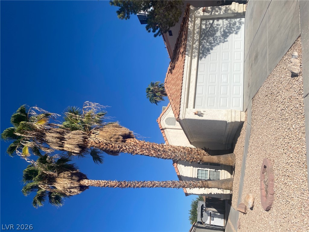 608 Maxley Court Property Photo 3
