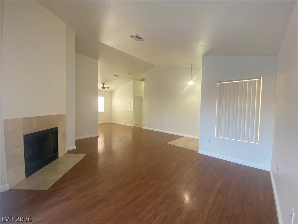 608 Maxley Court Property Photo 7