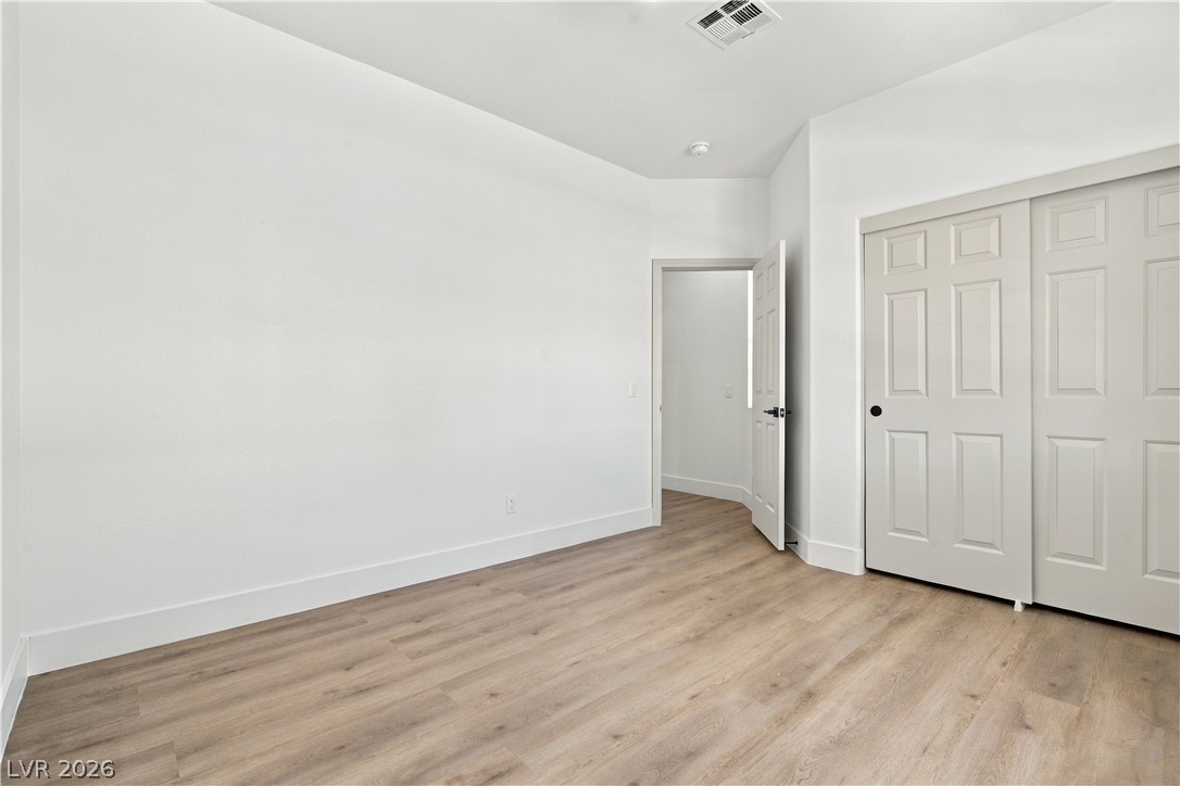 8725 Butterchurn Avenue Property Photo 23
