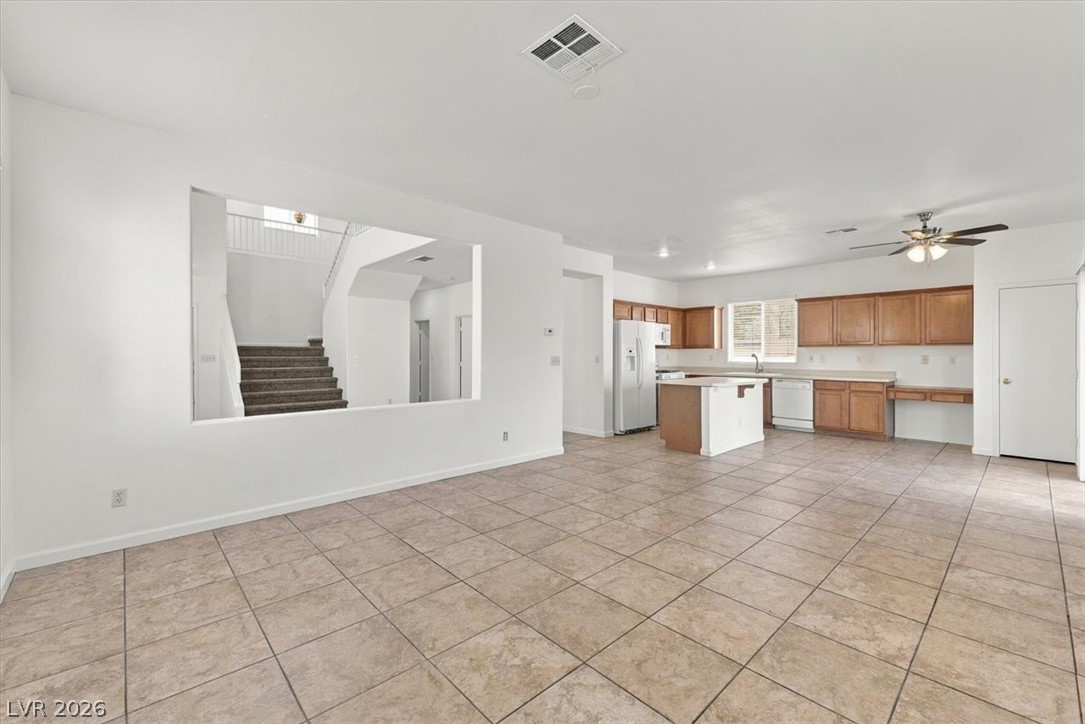 10406 Morning Drop Avenue Property Photo 3