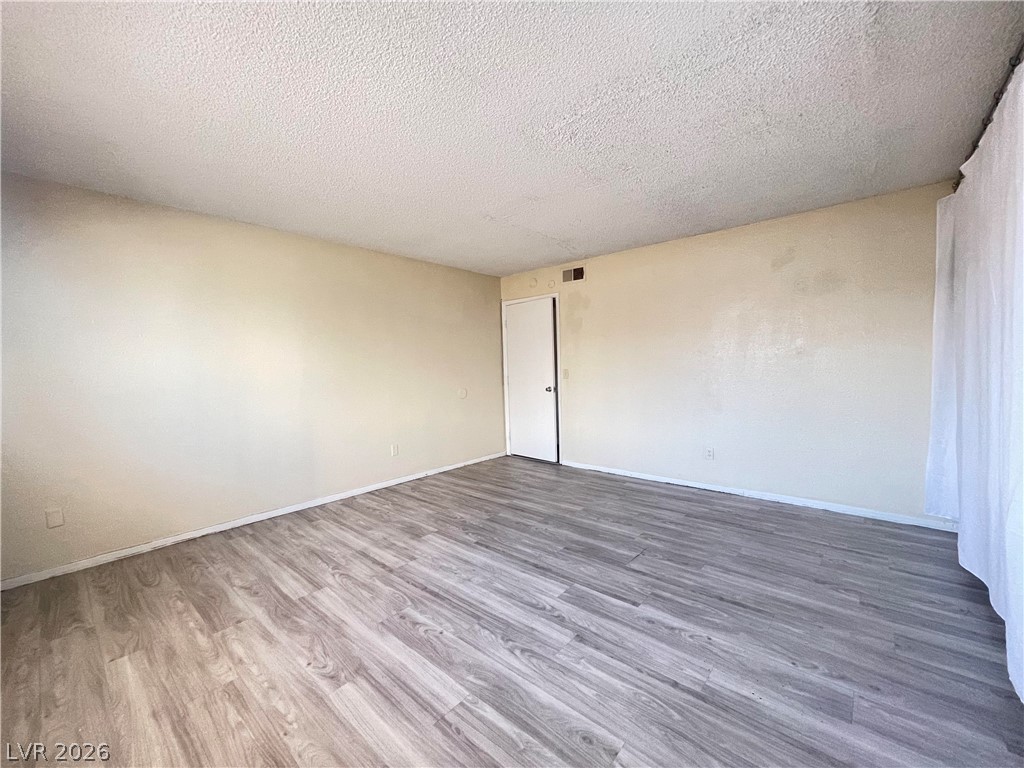 1709 South Fairfield Avenue F Property Photo 5