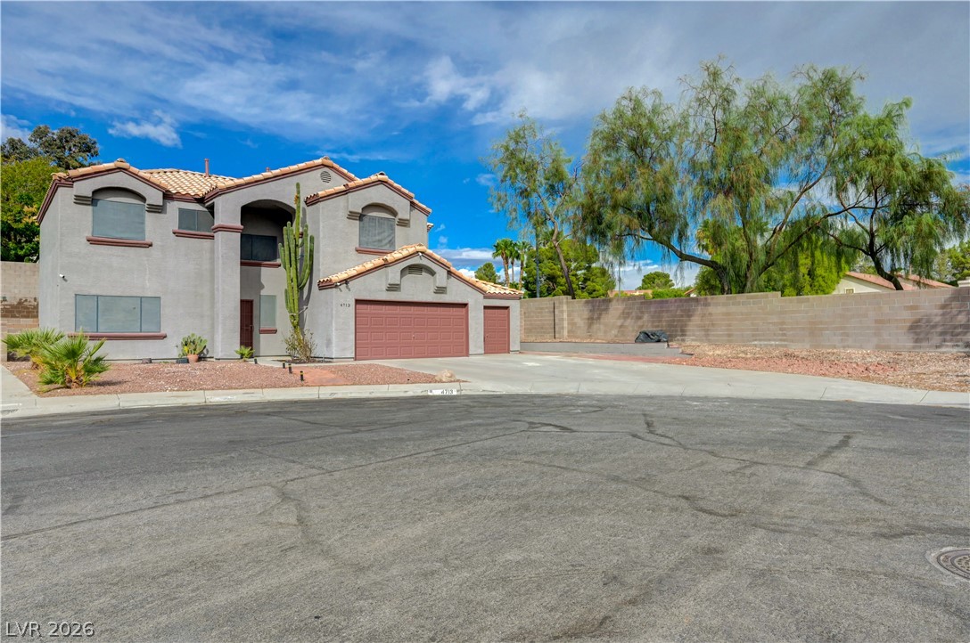 4713 Sun Glory Court Property Photo 2