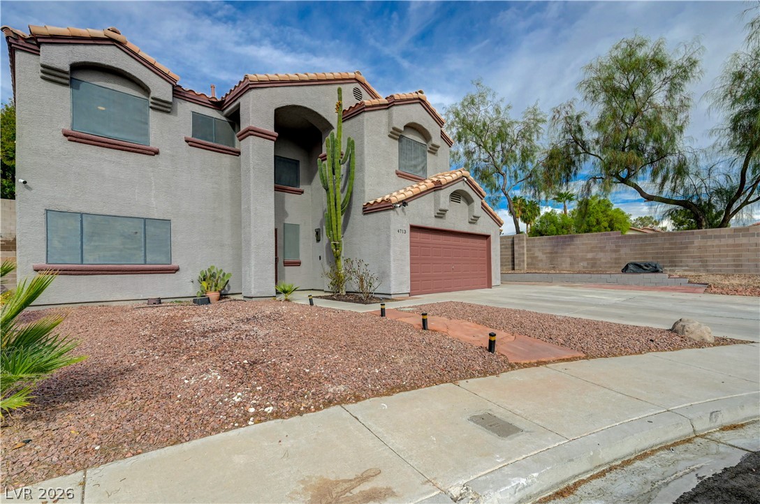 4713 Sun Glory Court Property Photo 4