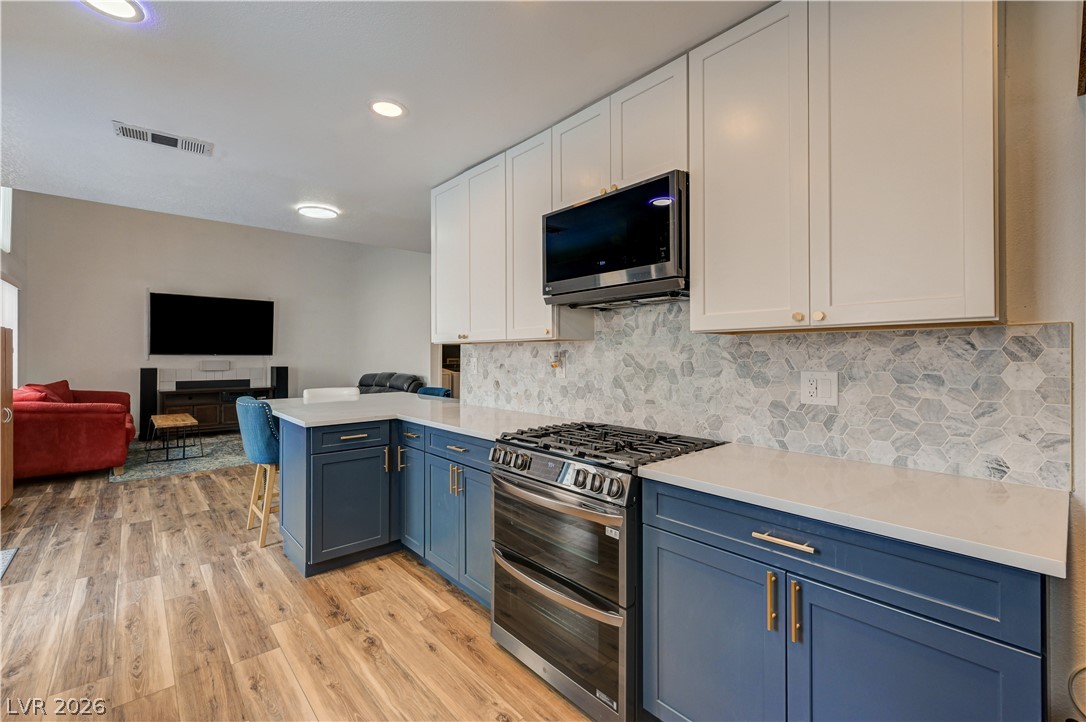 4713 Sun Glory Court Property Photo 14