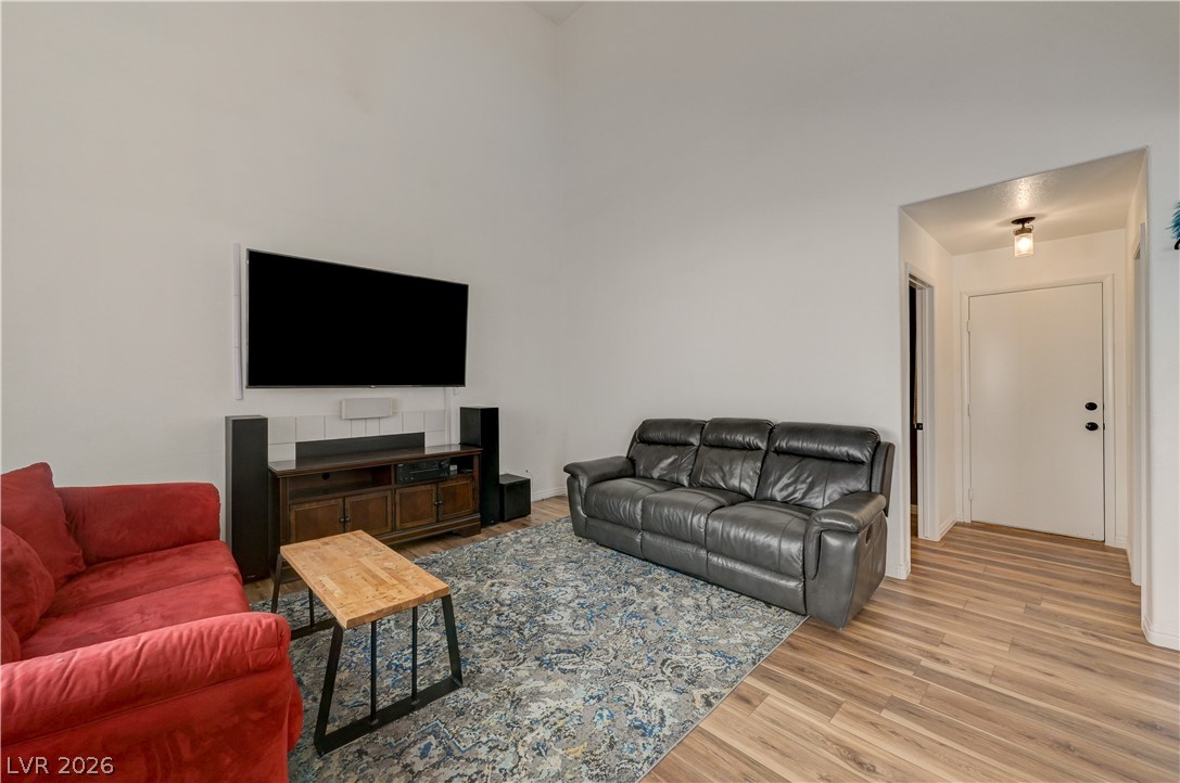 4713 Sun Glory Court Property Photo 23