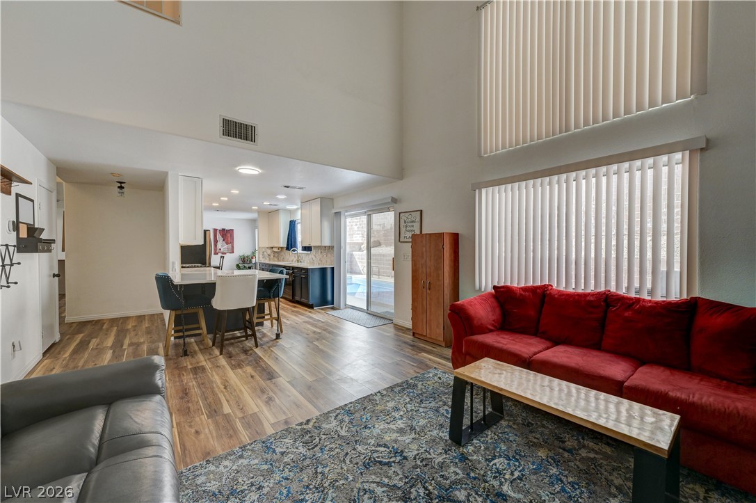 4713 Sun Glory Court Property Photo 24