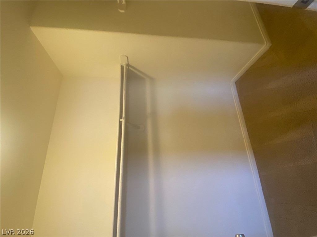 5010 Paradise Harbor Place Property Photo 4
