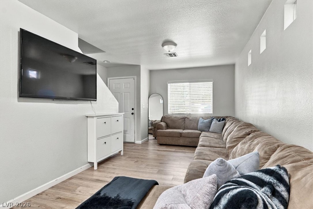 5185 Starter Avenue Property Photo 11