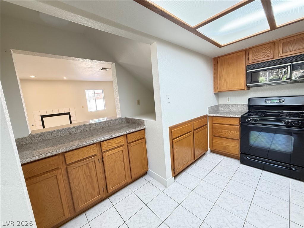 4025 Delos Drive Property Photo 13