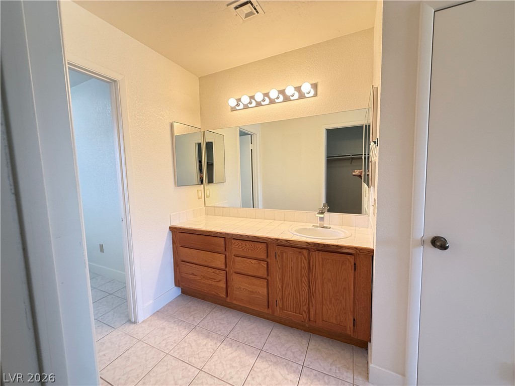 4025 Delos Drive Property Photo 20