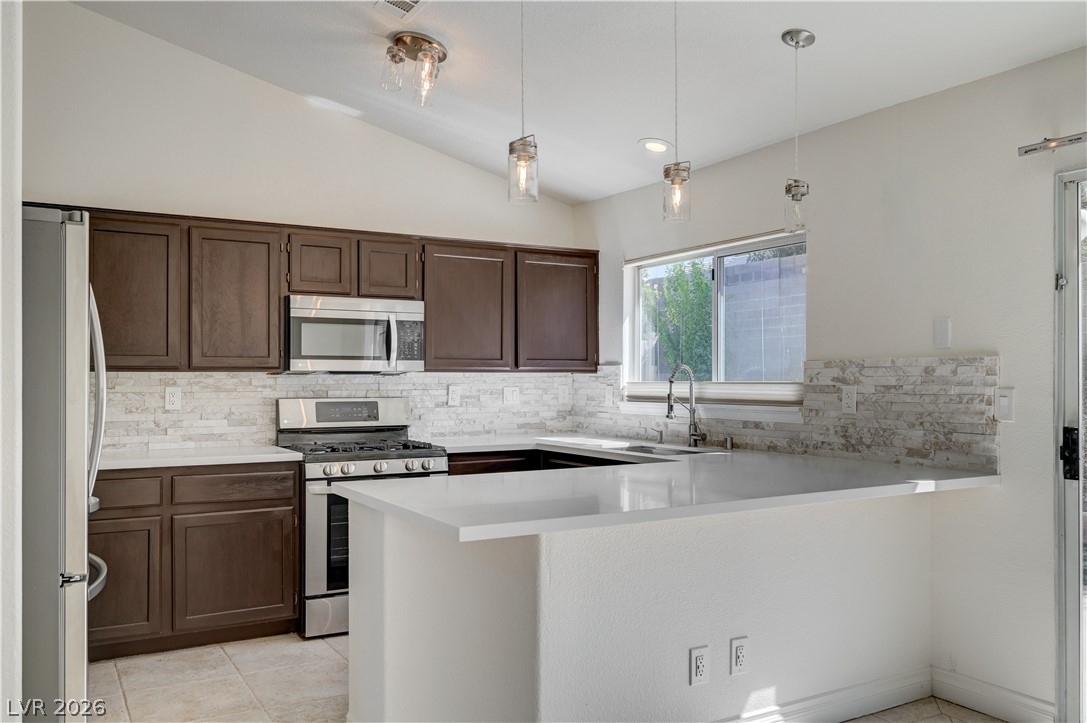 9505 Glengarry Drive Property Photo 13