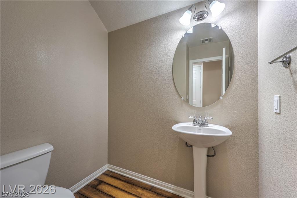 9188 Red Knoll Street Property Photo 5