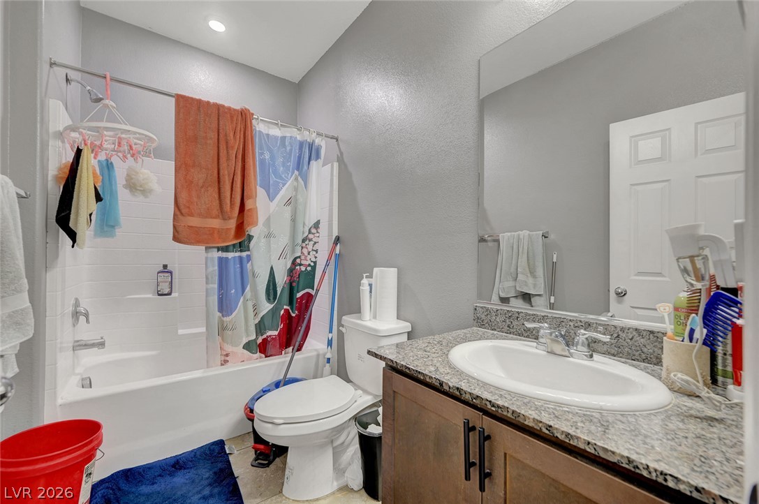 1285 Raritan Place Property Photo 6