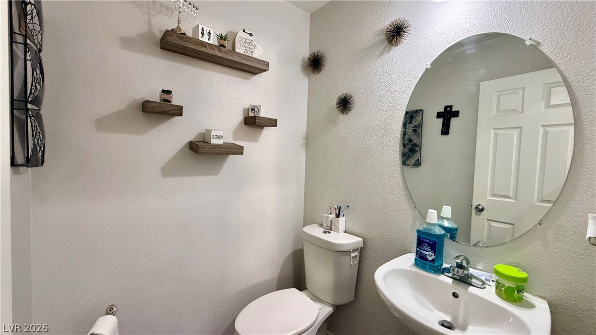 140 Wild Candlenut Court Property Photo 8