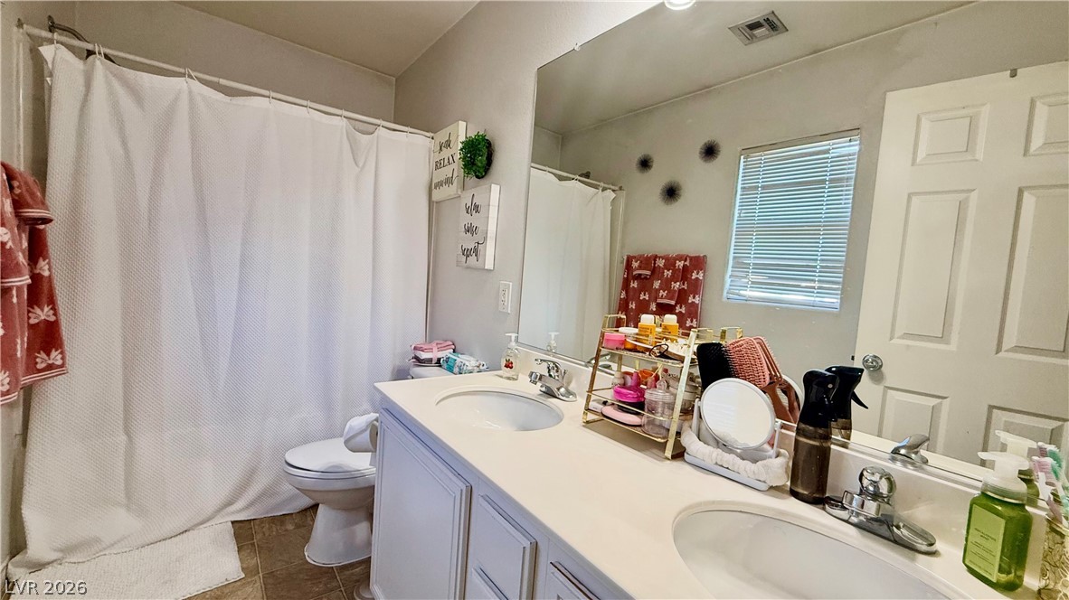 140 Wild Candlenut Court Property Photo 14