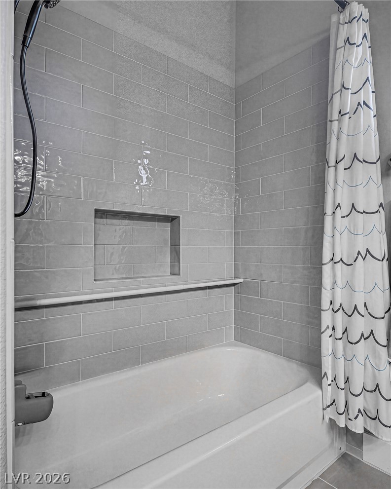 5730 North Park Street Property Photo 20