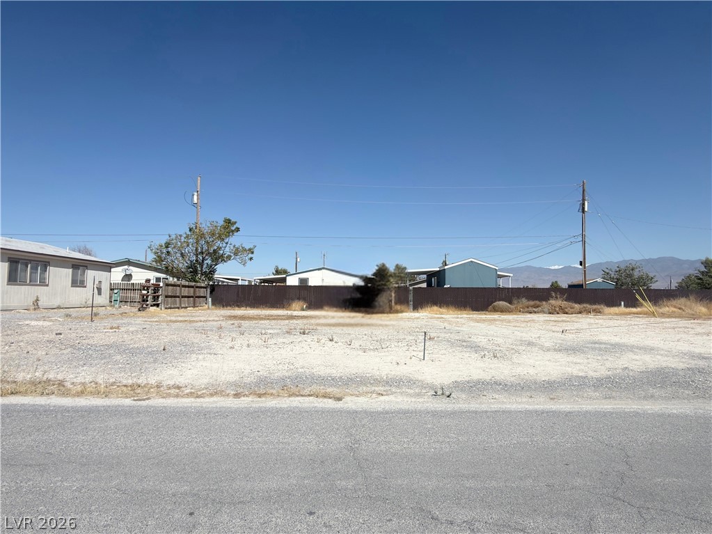 230 Comstock Circle Property Photo 5